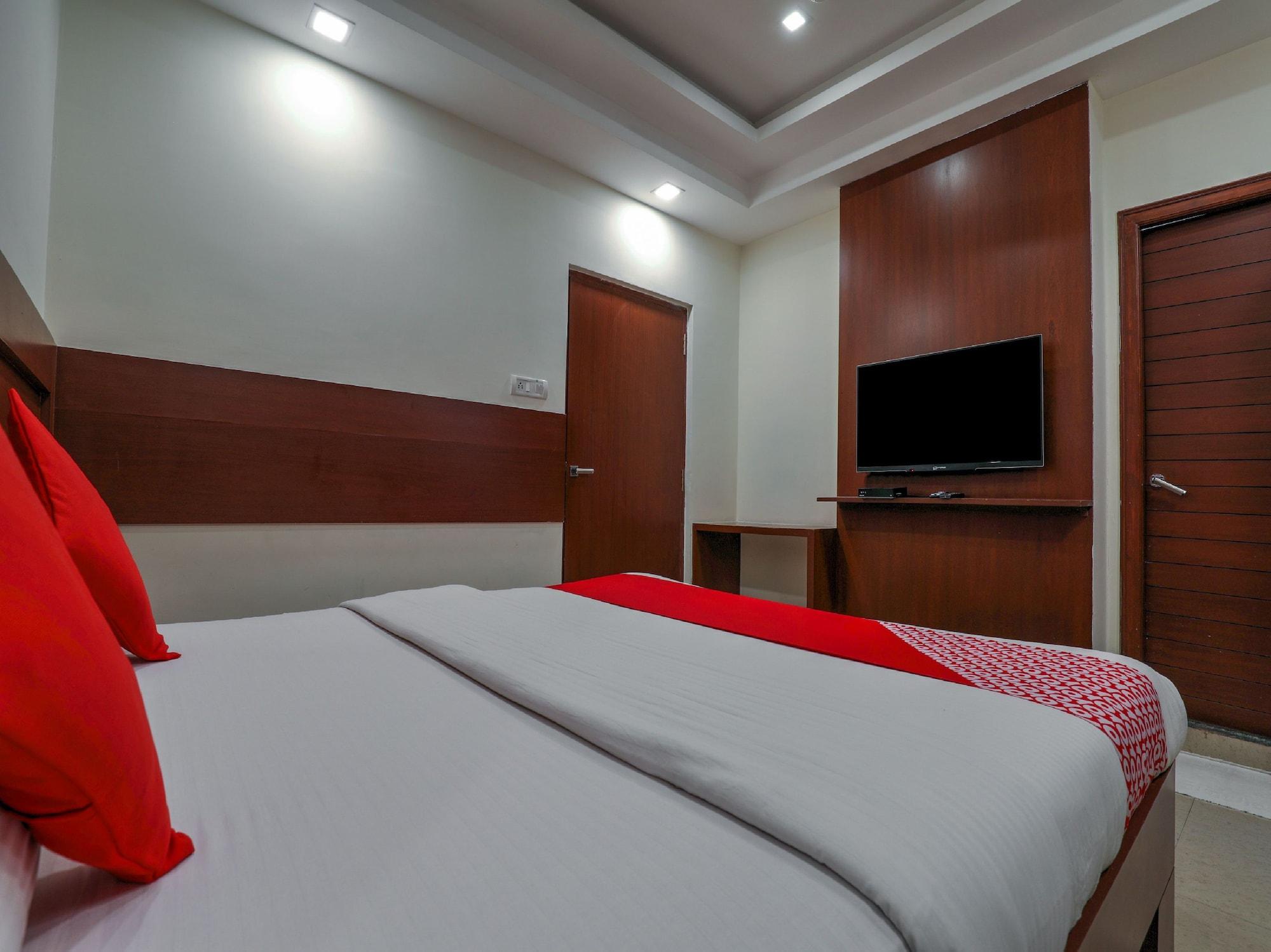Treebo Trend Hotel Jp Plaza Nampally Гайдарабад Екстер'єр фото