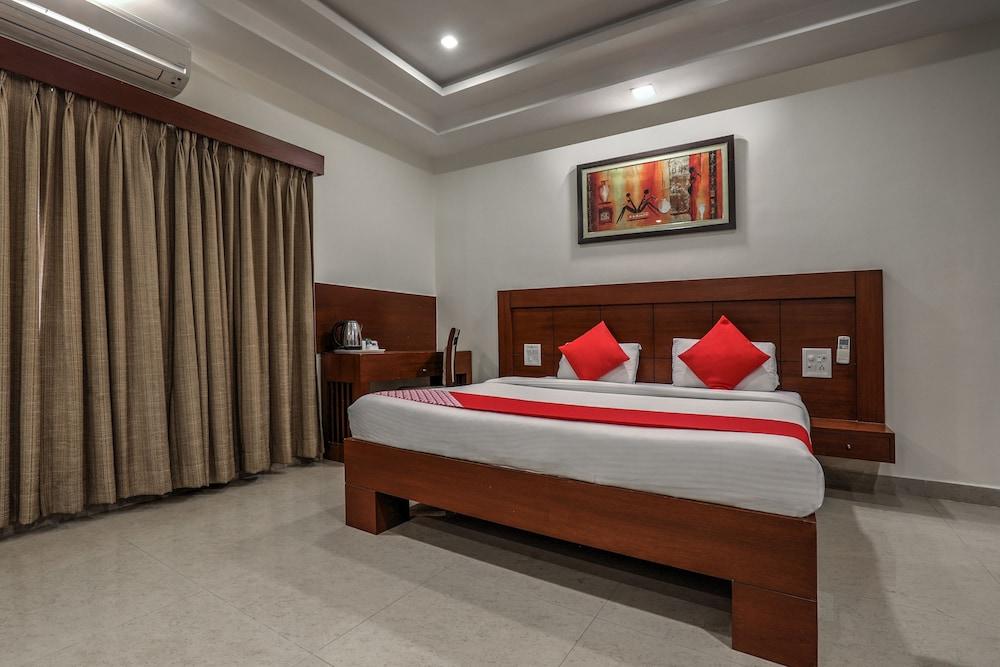 Treebo Trend Hotel Jp Plaza Nampally Гайдарабад Екстер'єр фото
