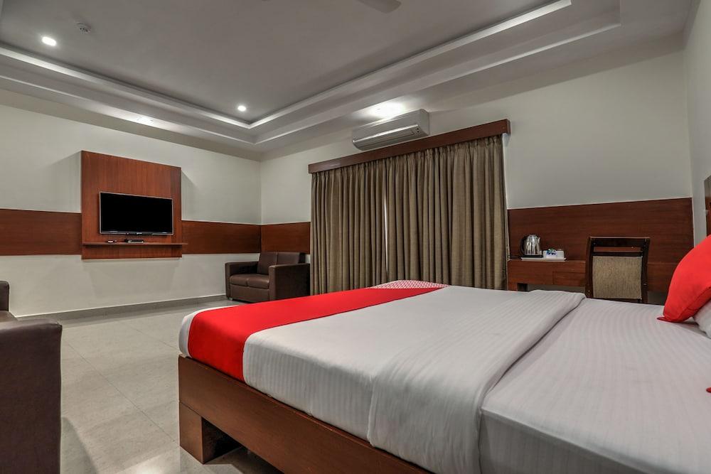 Treebo Trend Hotel Jp Plaza Nampally Гайдарабад Екстер'єр фото