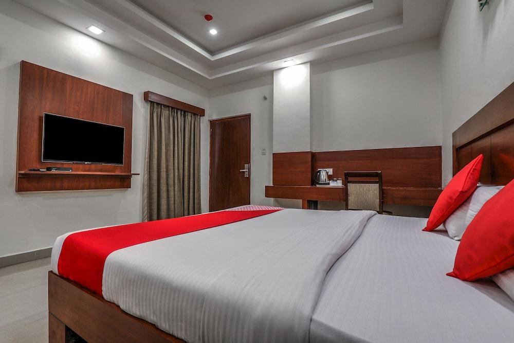 Treebo Trend Hotel Jp Plaza Nampally Гайдарабад Екстер'єр фото