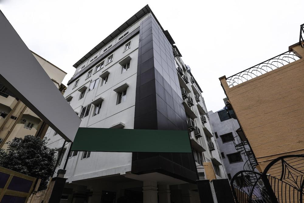 Treebo Trend Hotel Jp Plaza Nampally Гайдарабад Екстер'єр фото