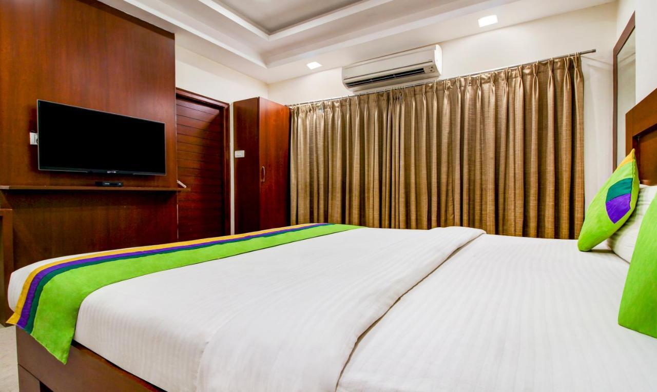 Treebo Trend Hotel Jp Plaza Nampally Гайдарабад Екстер'єр фото